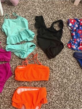 Mix of Girls' Swimwear Set - 18M Mint, Black, Orange and Floral (lot of 5)